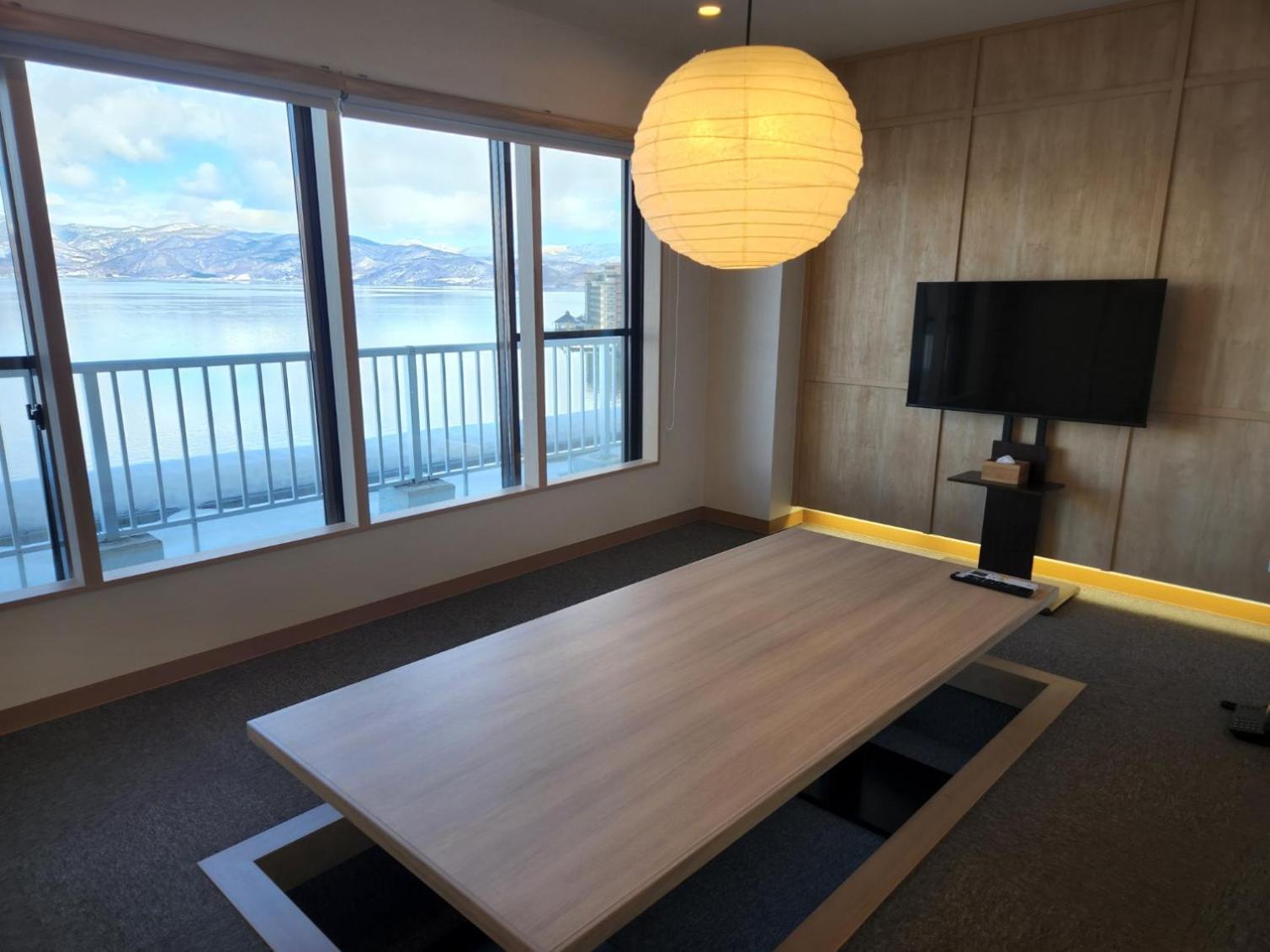 Toya-onsen Hanabi 4*